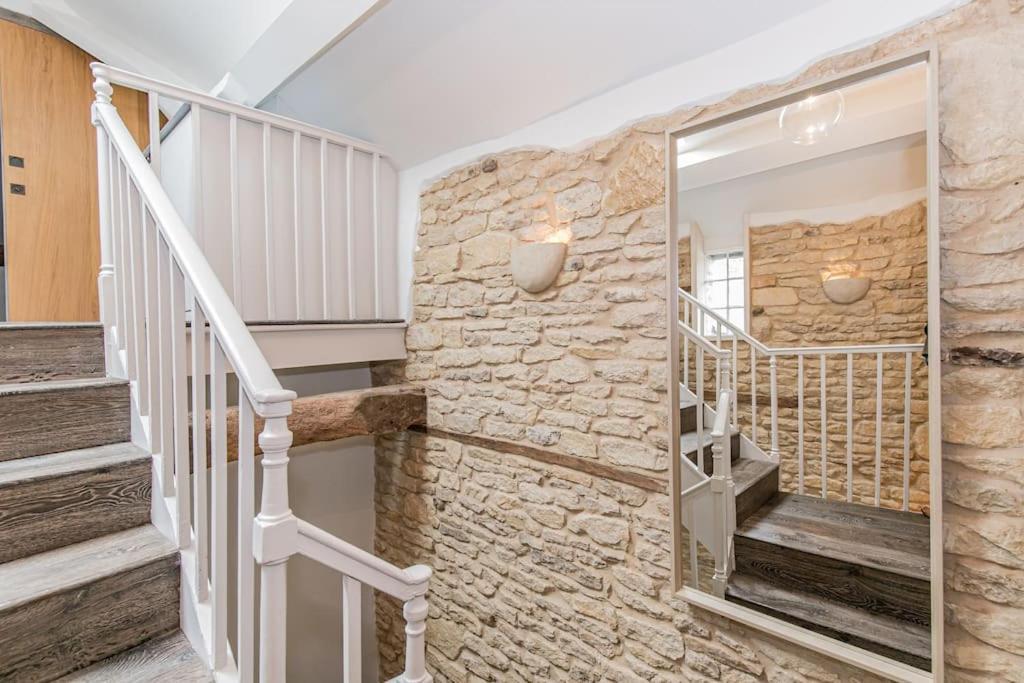 Oxfordshire Living - The Vanbrugh Apartment - Woodstock Exterior photo